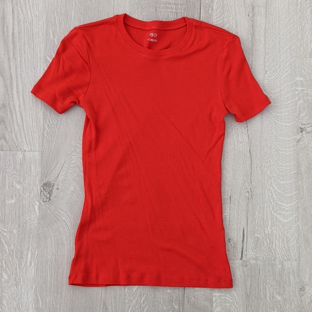 NWOT 1901 bright orange short sleeve t-shirt